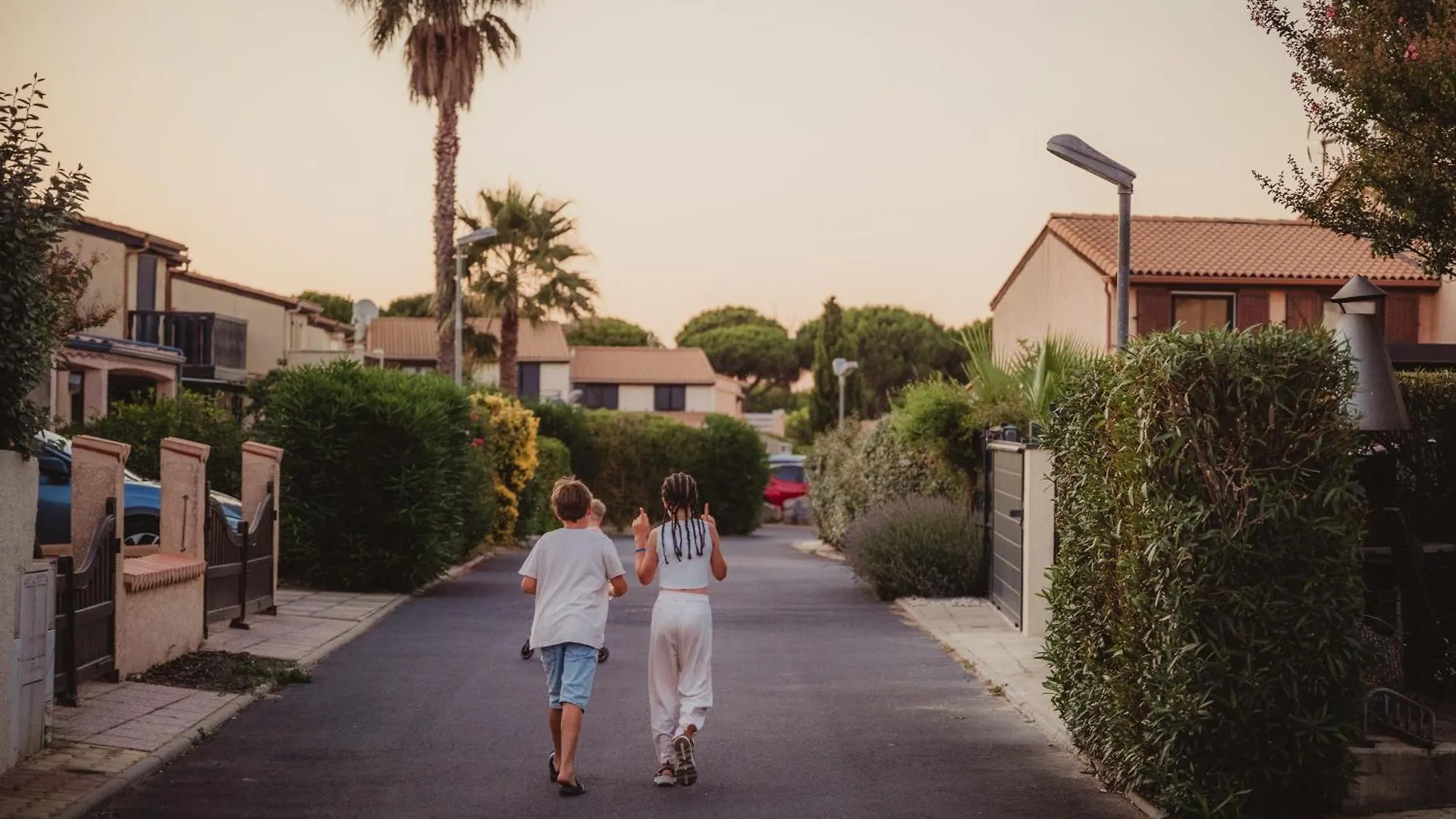 8 Hôtels Familiaux près de la Paroisse Saint Etienne à Agde