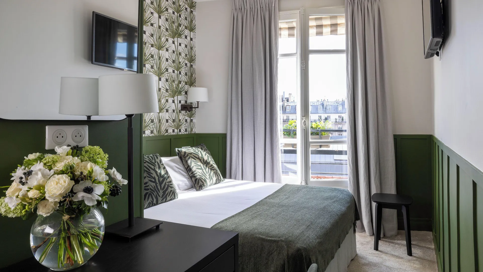 15 Hôtels Budget près de la Tour St-Jacques pour Bien Situer